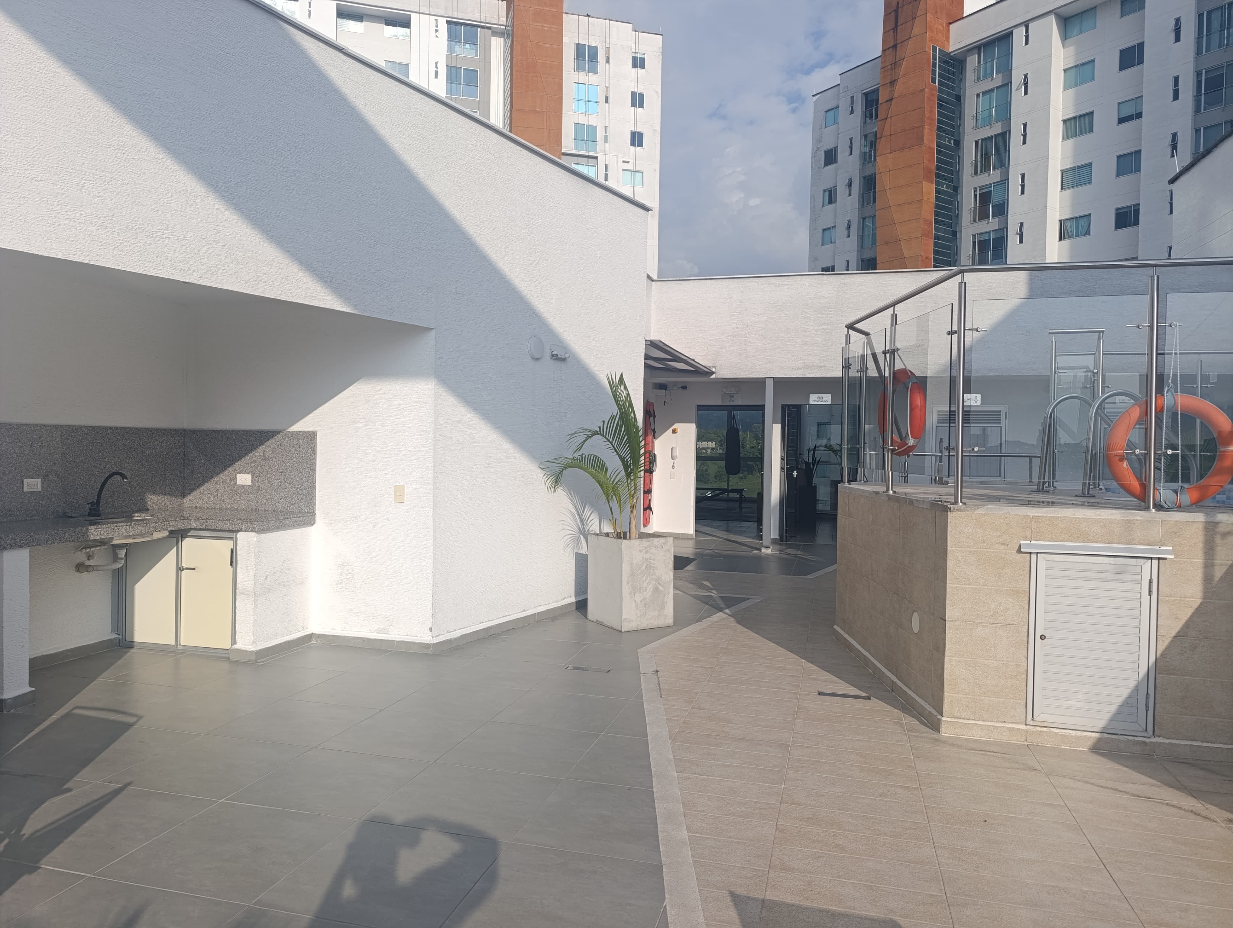 VENDO O ARRIENDO APARTAMENTO AL NORTE DE ARMENIA