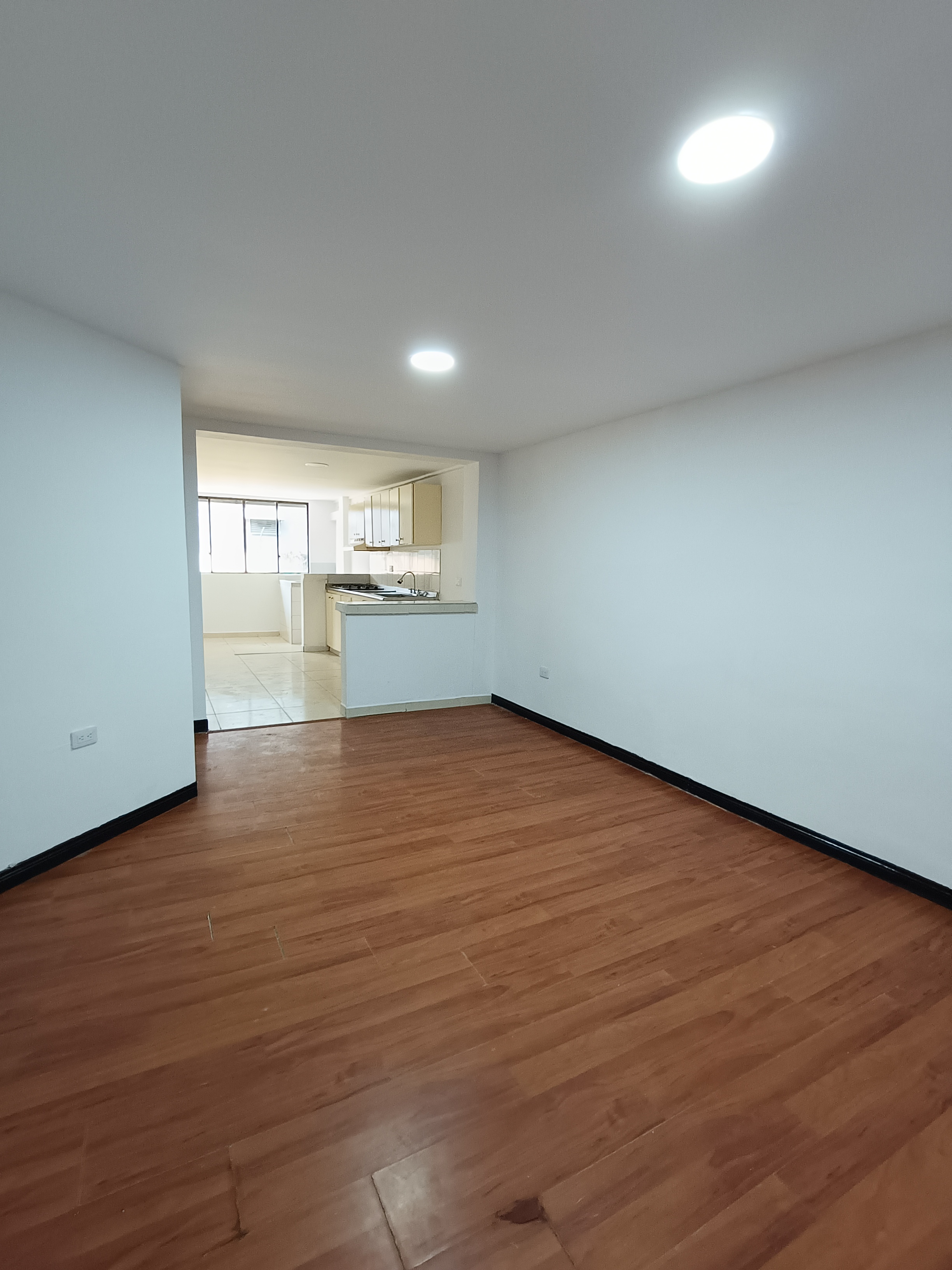 CASA CENTRO GRANDE DOS PLANTAS INDEPENDIENTES