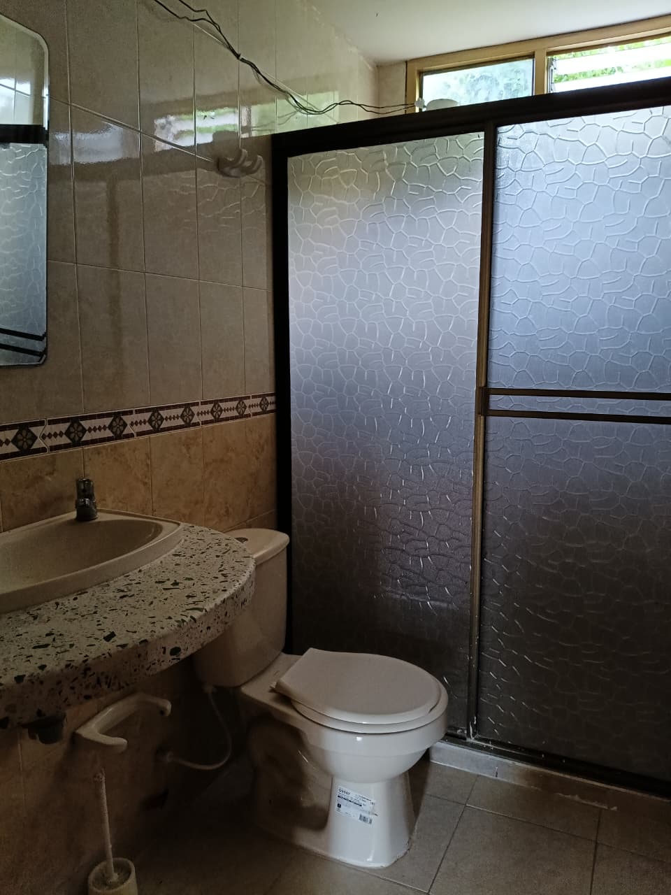 VENTA DE CHALET GUAYACANES
